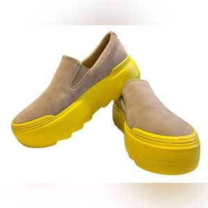 UGG Marin Mega Slip on Trainer, Women’s size 8 (Tan and Yellow)